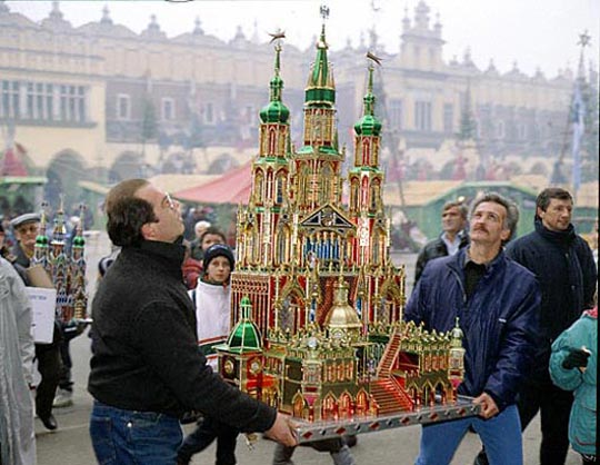 Concours de plus belles crèches de Noël de Cracovie