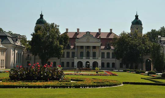Kozlowka - château baroque entouré d'un parc romantique