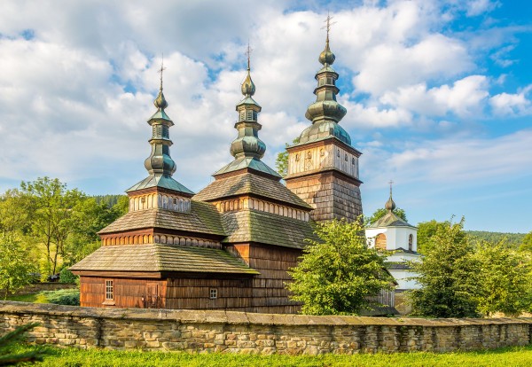 Tserkvas en bois de la région des Carpates en Pologne et en Ukraine - Owczary 